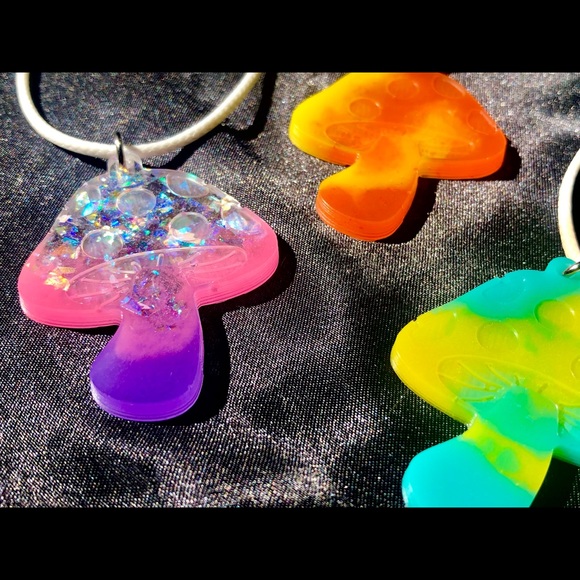 Tie Dye Mushroom Necklaces - Custom Amanita Necklace - Picture 4 of 13